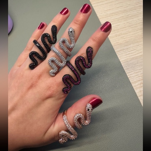 Taylor Swift Reputation Snake Ring Bundle! - Fanmade - Picture 1 of 1